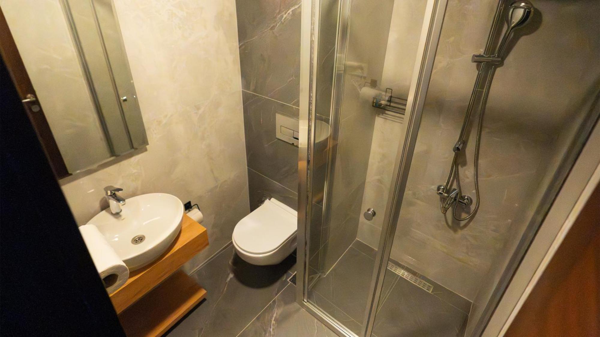 Diana Hotel — Фото 1